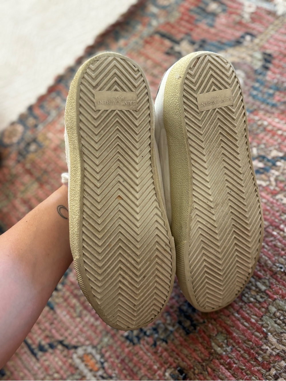 Saint Laurent Off-White Canvas Low-Top Sneakers with Gum Sole - Picture 4 of 6